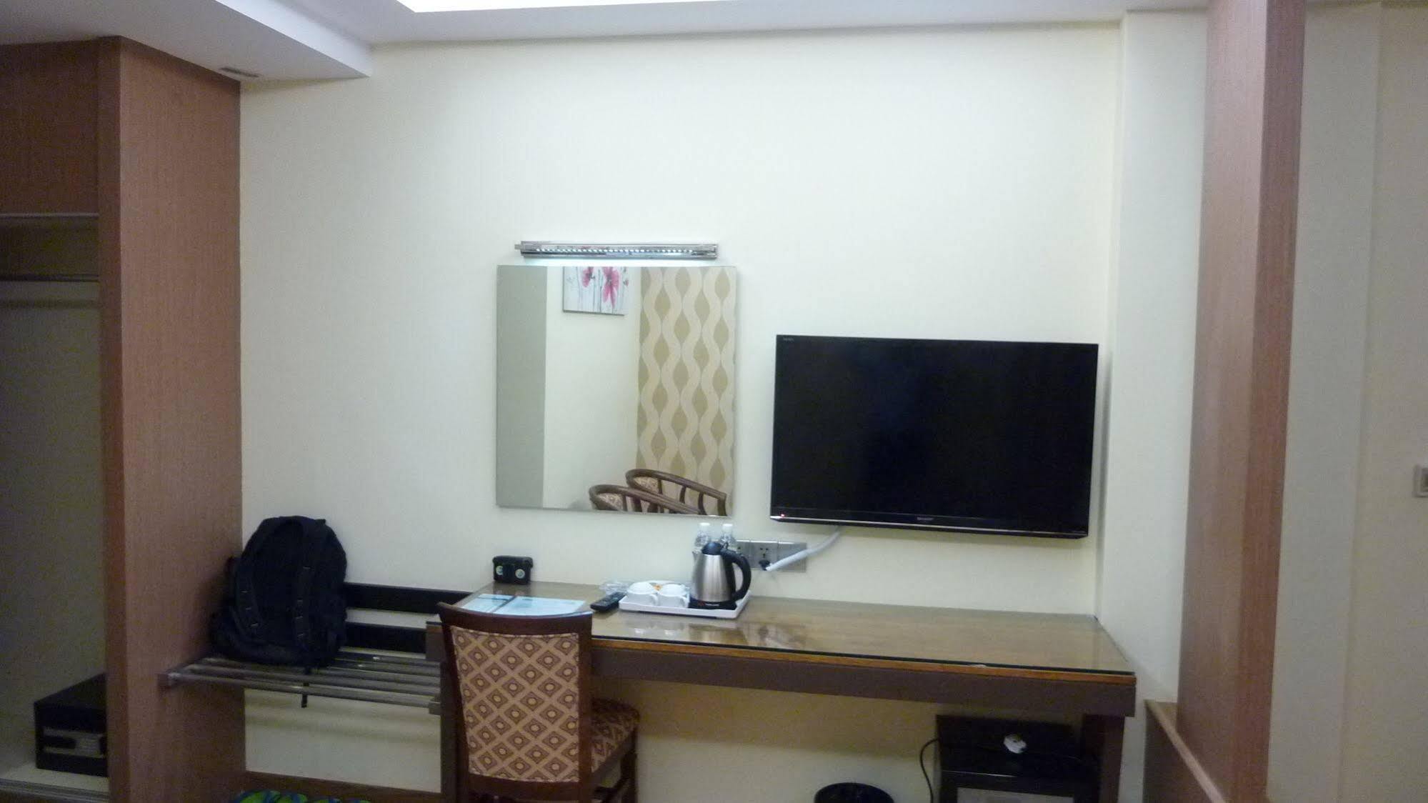 Hotel Nova 2*